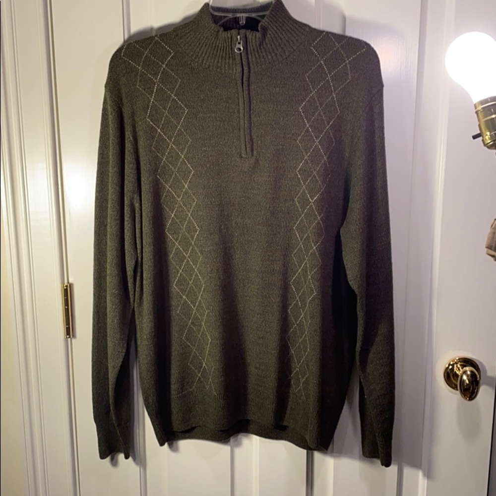 Dockers green sweater